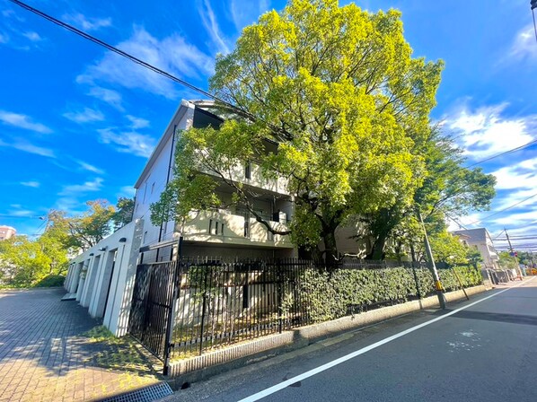 芦屋パティオの物件外観写真